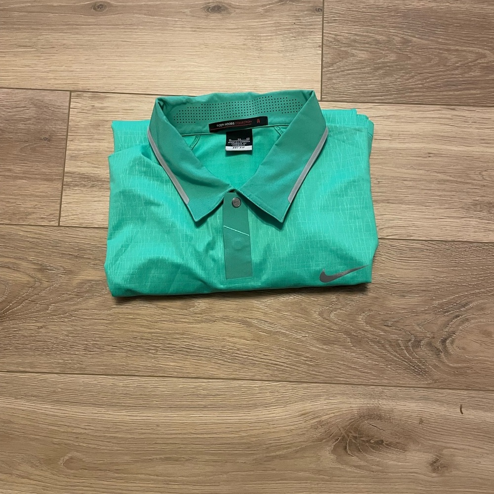Nike Tiger Woods Men's Green Golf Polo Shirt